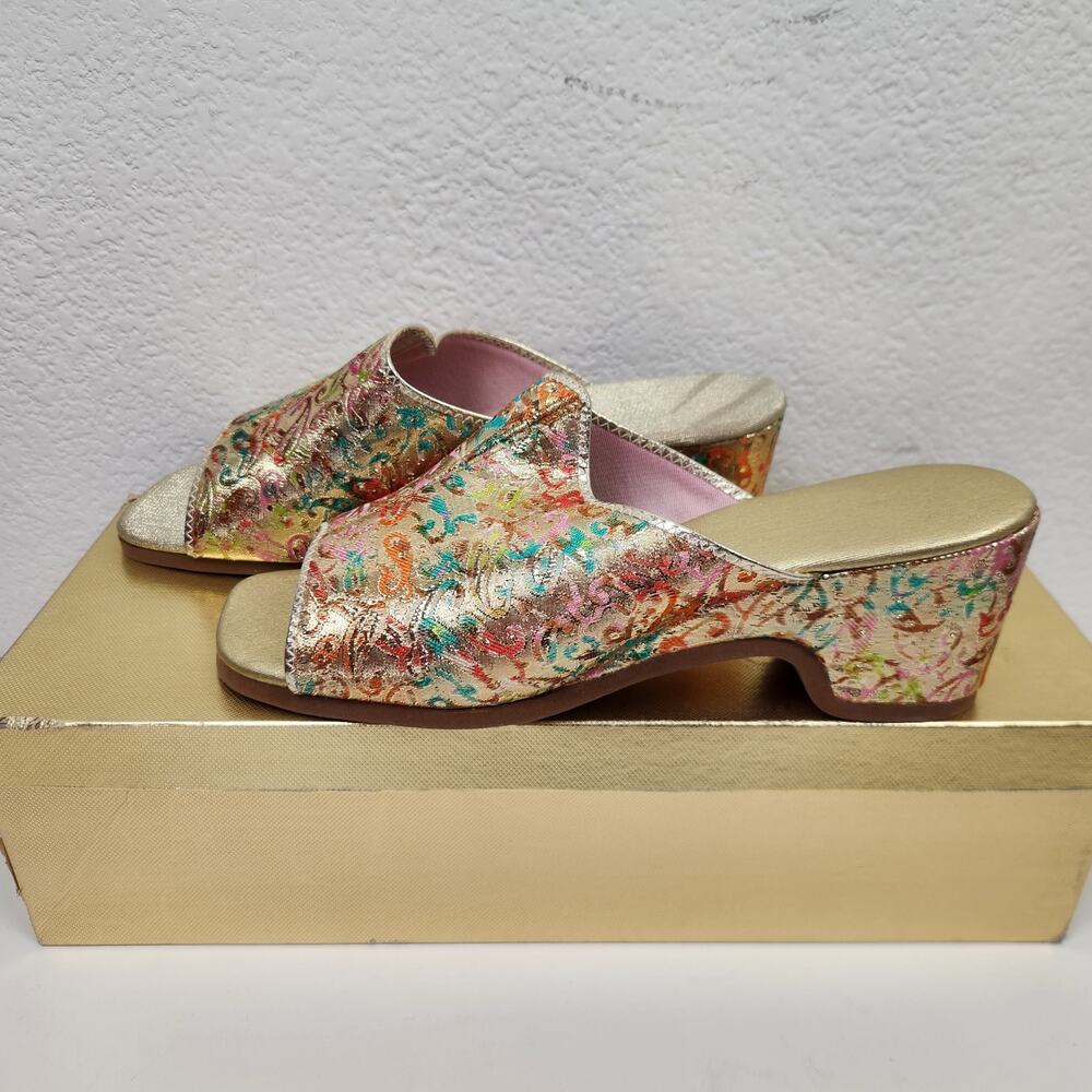 Vintage Oomphies Gold Slip on Heels Spain Size 8 Painted New in Box